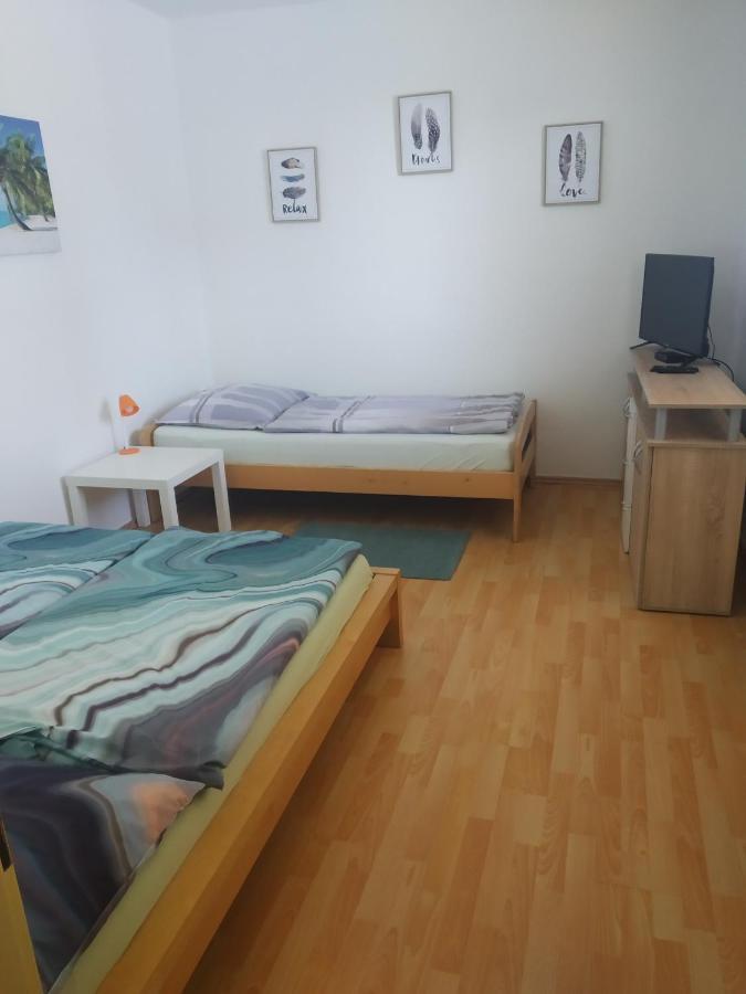MelcanyApartman Blizko Brna S Dobovymi Dekoracemi公寓 外观 照片